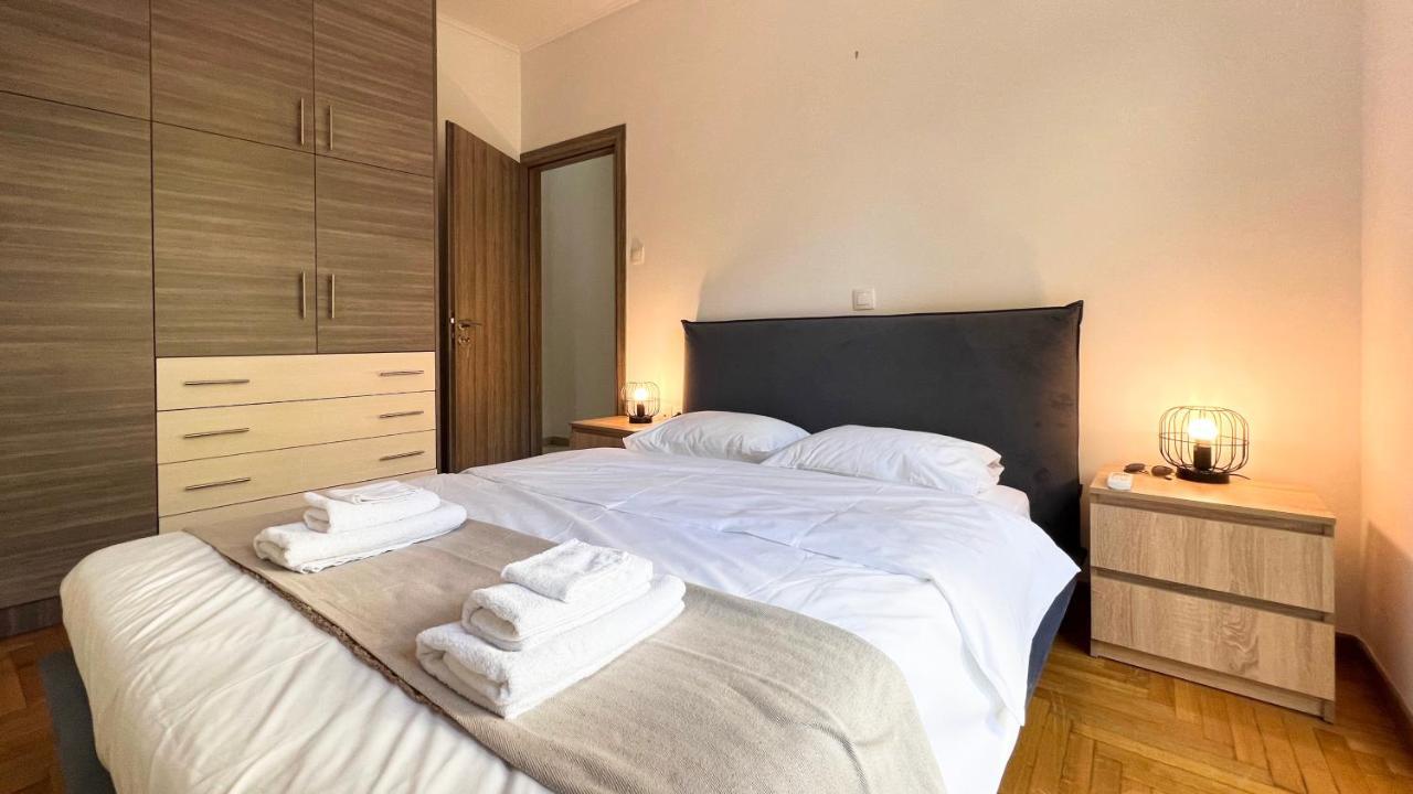 Key Biscayne Elegant 77 sqm Apt in Paleo Faliro Athen Exterior foto